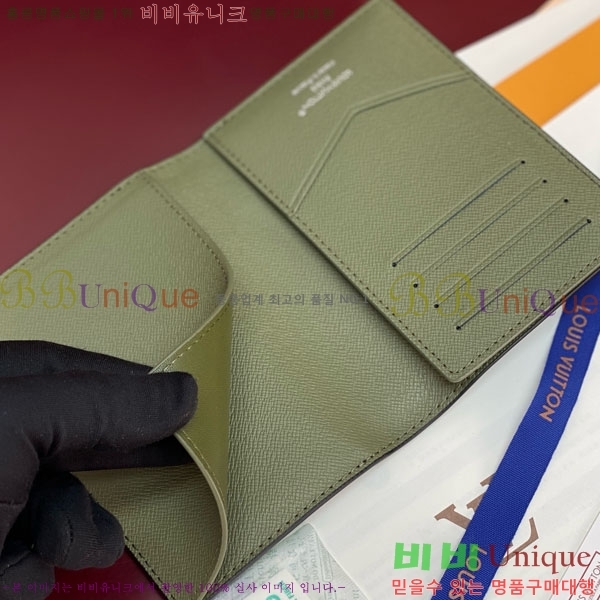 #����*�� �н���Ʈ Ŀ�� �������� M28640-301
