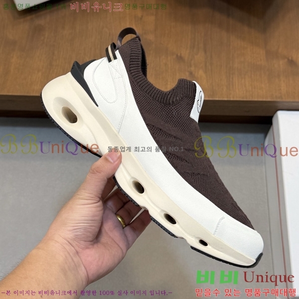 ���� ��**�� ����Ŀ�� M577009