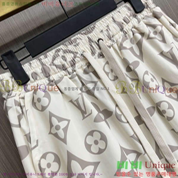 ���� ���̺��� �����Ϸ� ���� �ݹ��� �¾� 39LT267412-4