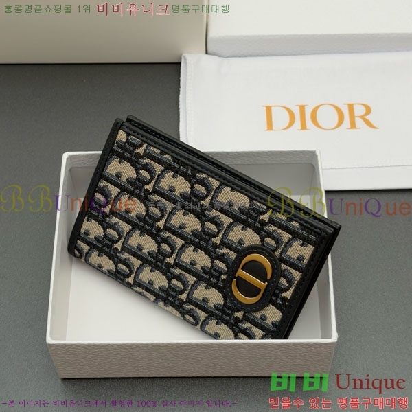 #��� 30 Montaigne ���� ���̽� S2353-102