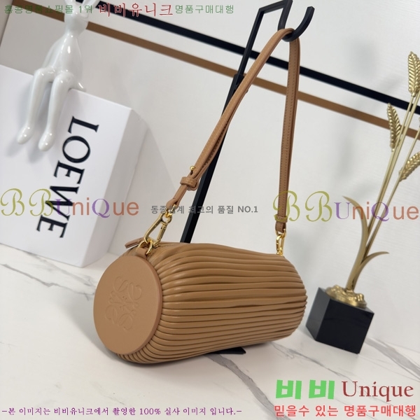 #�ο��� pouch ����� 522129-102
