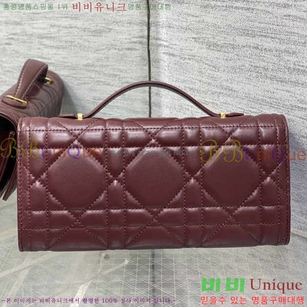 ��� Miss Caro Ŭ��ġ�� DO450665-104