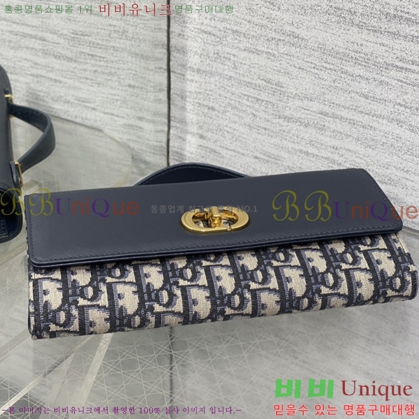 ��� Miss Caro Ŭ��ġ�� DO450665-101