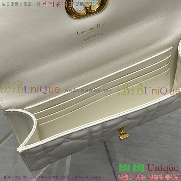 ��� Miss Caro Ŭ��ġ�� DO450665-107