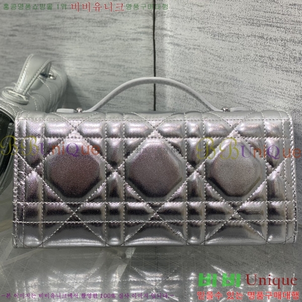 ��� Miss Caro Ŭ��ġ�� DO450665-108