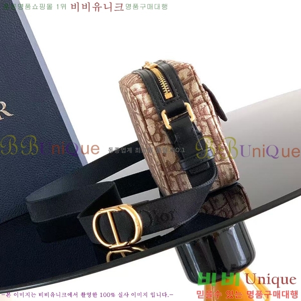 #��* Poet  Jett ũ�ν��� �̴� DO652-101