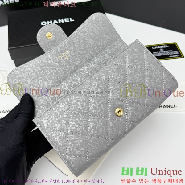 ��* ���� CHA3579660-1