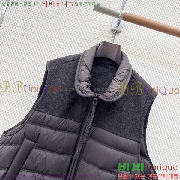 ���� ��**�� �ٿ� �е� ���� MAX0567088-18
