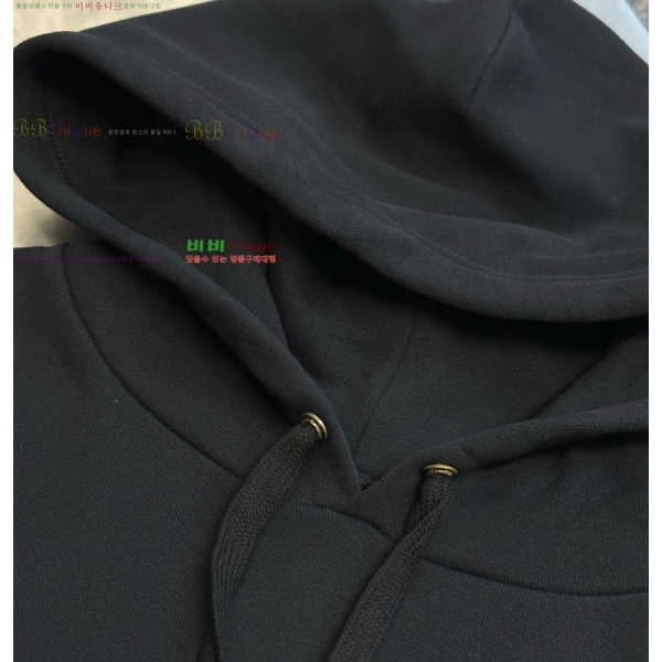 ���� ũ������ �ĵ�Ƽ CH827943