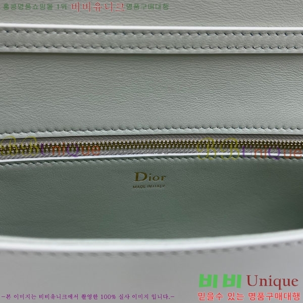 #��* �޴޸��� �Ŀ�ġ M3671-105