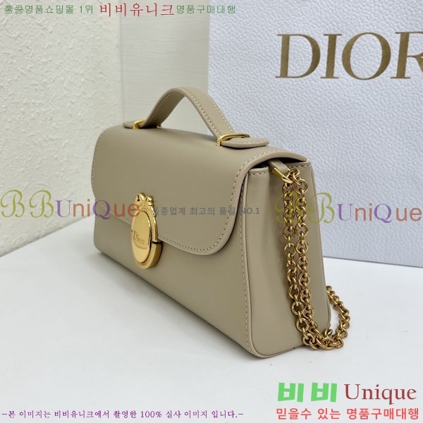 #��* �޴޸��� �Ŀ�ġ M3671-106