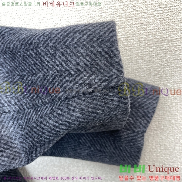 ���� ���ڷ� ��ġ�ڸ� �ٿ� �е� ��Ʈ BC834789