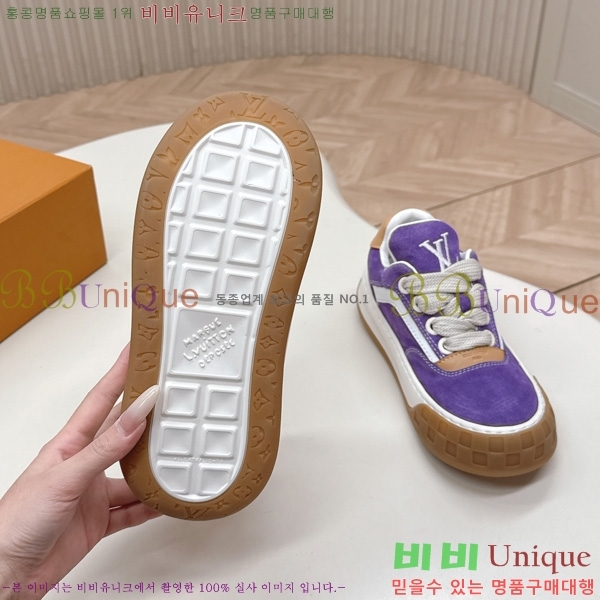 �������� ���̺��� Tilted Sneaker ����Ŀ�� LV402282-11