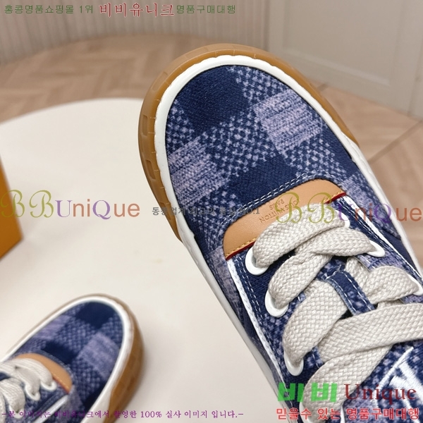 �������� ���̺��� Tilted Sneaker ����Ŀ�� LV402282-17