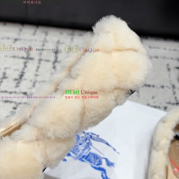 ���� ������ �����̵� �÷����� 37BU2610221-2