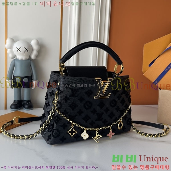 ����*�� Capucines BB ȣ���� M20486-001