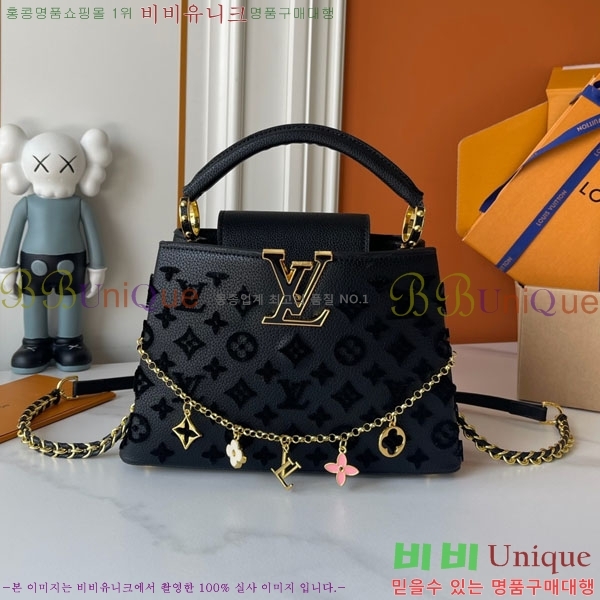 ����*�� Capucines BB ȣ���� M20486-001