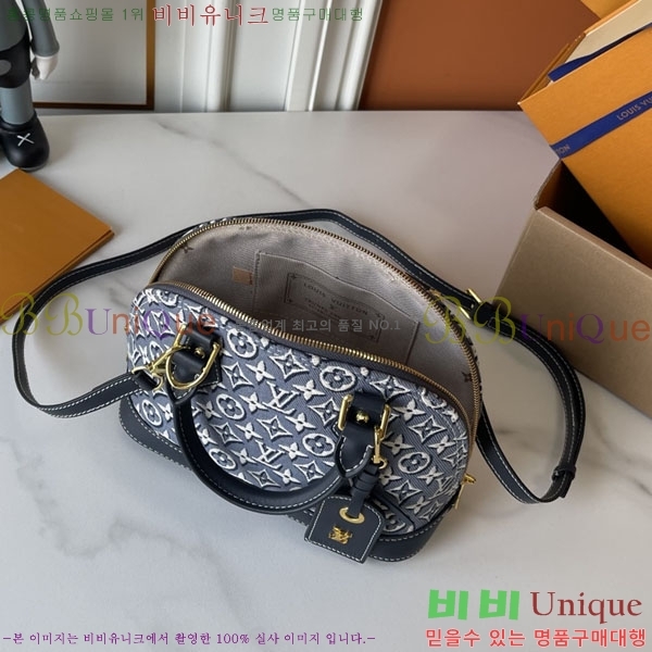 ����*�� Alma BB ũ�ν��� M2A378-001