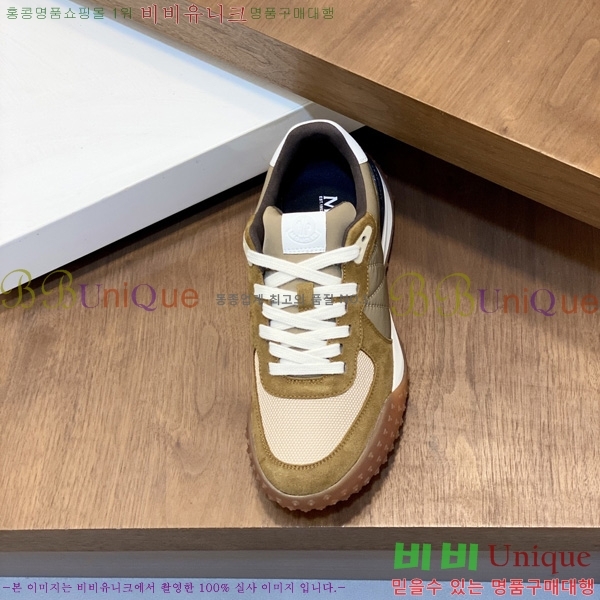 ���� ��**�� ����Ŀ�� M1022490-7