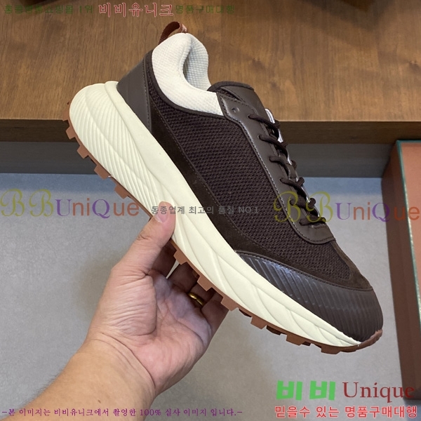 ���� �η�**�� ����Ŀ�� LP300654-4