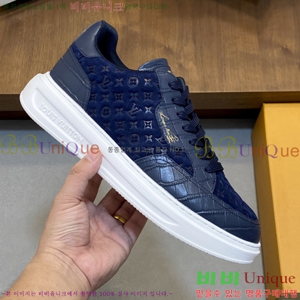 �ְ��� ���� ���̺��� ����Ŀ�� LV0811901-4