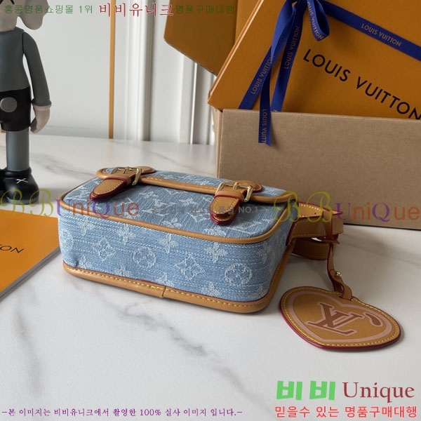 ����*��  SATCHEL ũ�ν��� M2A647-001